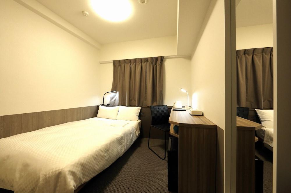 Sendai Business Hotel Ekimae Buitenkant foto